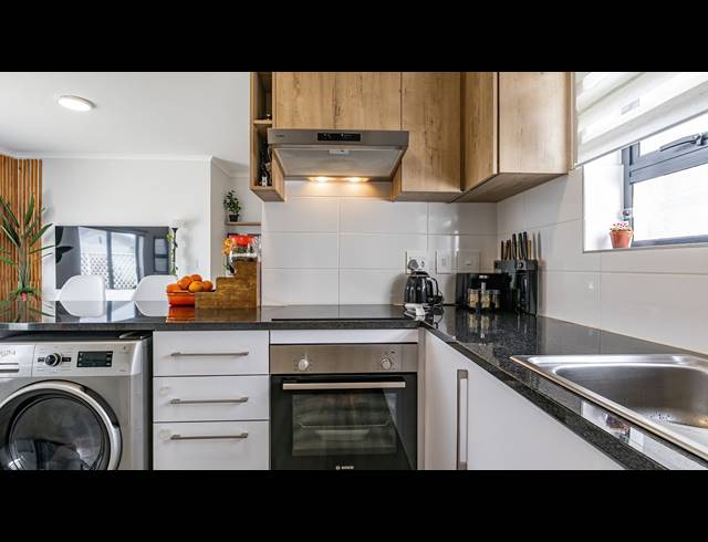 3 BEDROOM HOUSE FOR SALE IN BURGUNDY ESTATE